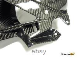 Conduit d'admission d'air en carbone Kawasaki Zx6r 2009-12 en tissage brillant en twill pour carénage en fibre de carbone.